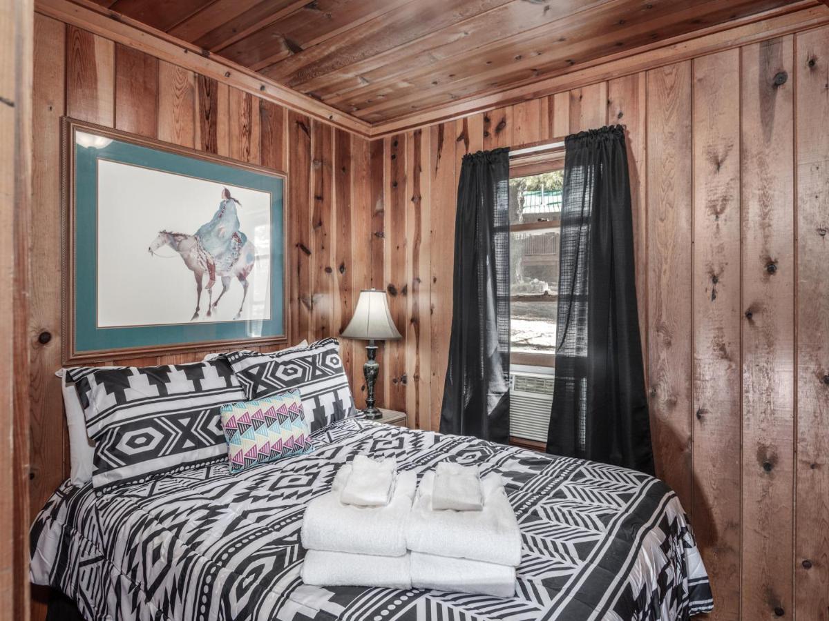 Tiny Two, 2 Bedrooms, Midtown, Sleeps 4 Ruidoso Exterior photo