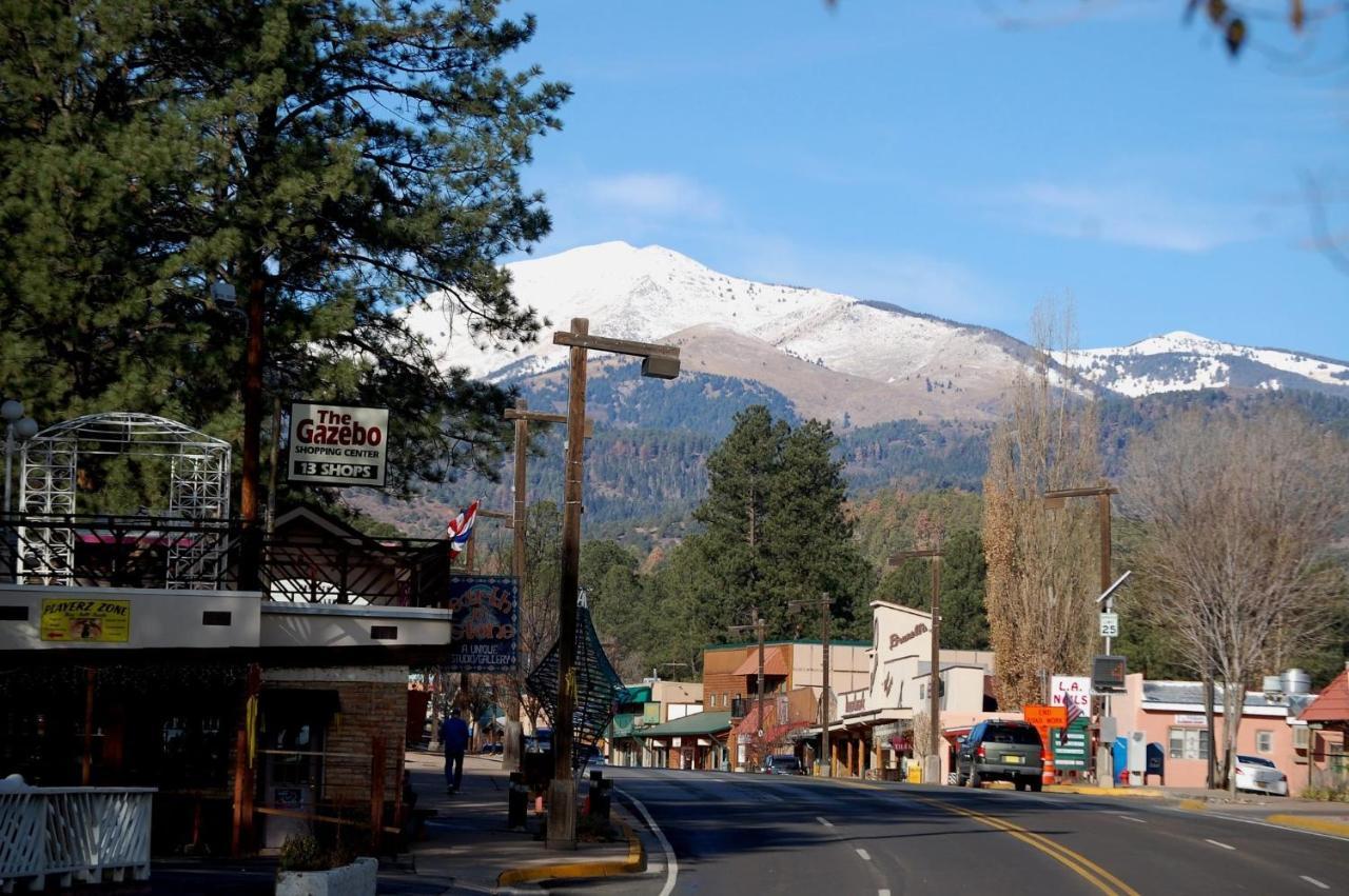 Tiny Two, 2 Bedrooms, Midtown, Sleeps 4 Ruidoso Exterior photo